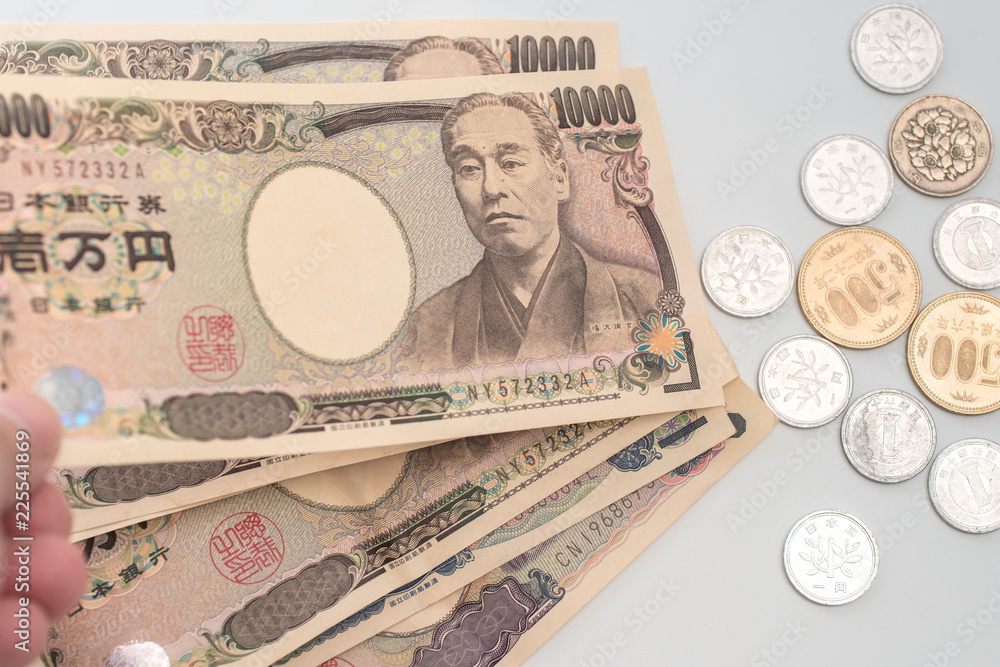 Japanese yen banknotes and Japanese yen coin Japanese yen banknotes and Japanese yen coin