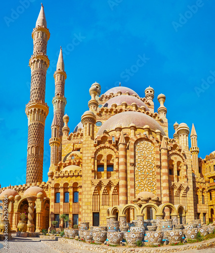 Fountains at Al Sahaba (Al Mustafa) mosque, Sharm El Sheikh, Egypt photo