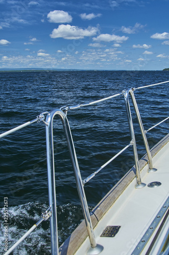 Sailboat on lake Champlain 269 © Claude