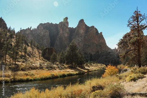 Billede på lærred Sunshine in Smith Rock State Park, Oregon