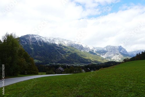 Gebirgszug mit Trisselwand (Berg in der Steiermark)
