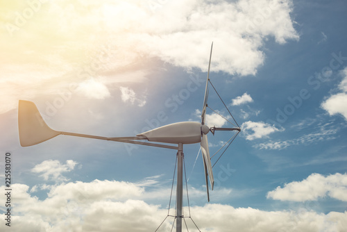 Kleinwindanlage windkraftanlage erneuerbare Energie ökostrom photo