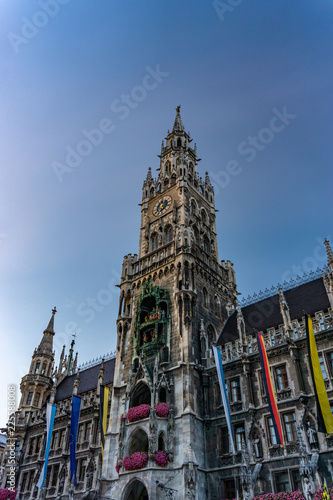 Obraz na płótnie The clock tower of the new City Hall (Rathaus) in Marienplatz is a famous building in Gothic architecture - Munich, Bavaria, Germany, Europe w salonie