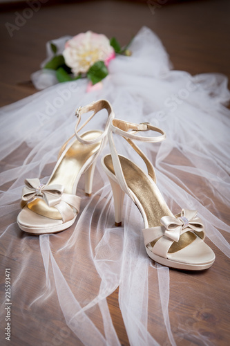 Elegant wedding sandals with high heels