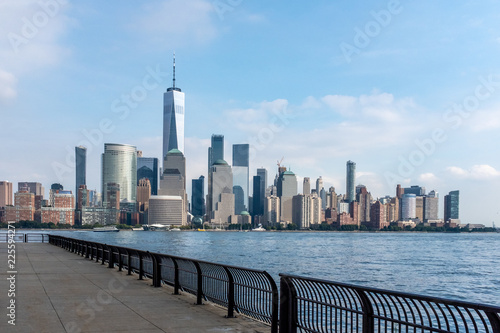 Skyline of Downtown Manhattan over Hudson River © Mark Zhu