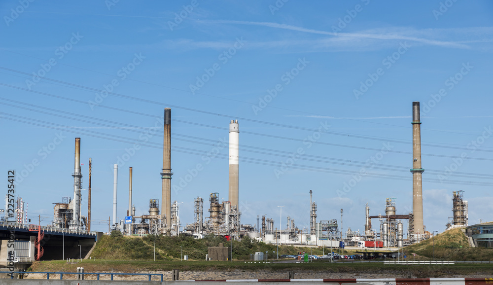 smoke pollution of a power plant in holland  