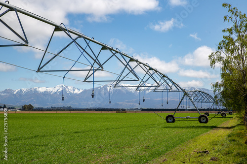 Canvas Print A central pivot irrigator set up on a rural farm in a large field ready to irrig
