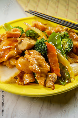 Yu-Shiang Chicken with Garlic Sauce photo