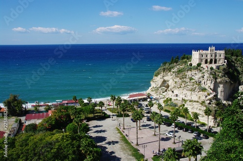 Santa Maria dell'Isola, Tropea, Włochy photo