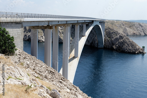 Most na wyspę Pag w Chorwacji