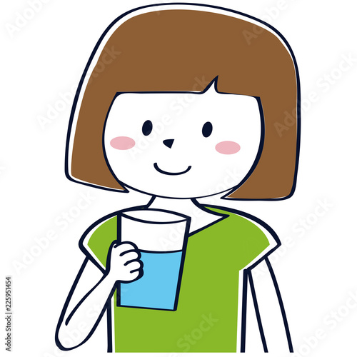 水を飲むかわいいおかっぱの女性