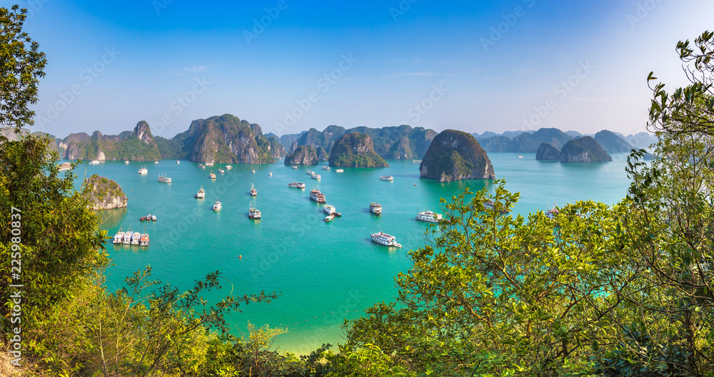Obraz premium Halon bay, Vietnam