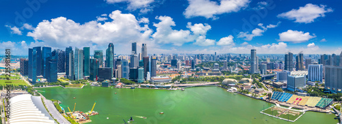 Panoramic view of Singapore © Sergii Figurnyi