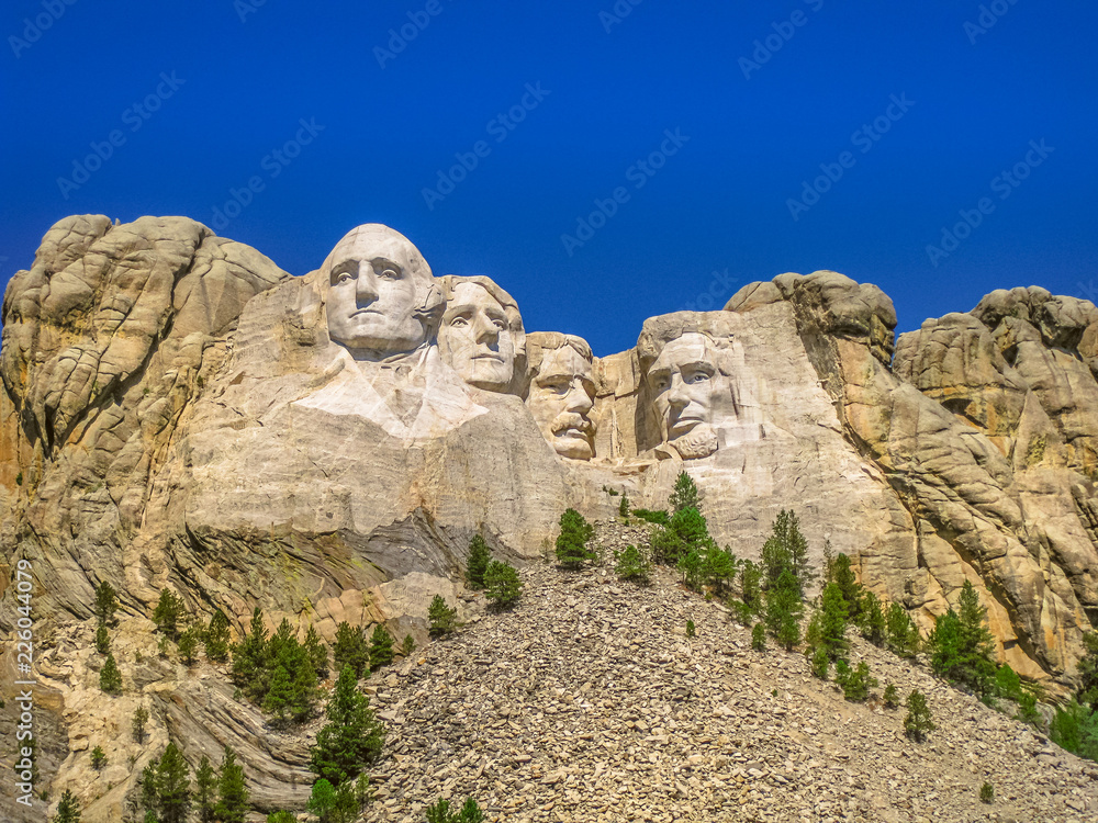 4th july memorial, Mount Rushmore National Memorial of United States of America and National Park in South Dakota. Presidents: George Washington, Thomas Jefferson, Theodore Roosevelt, Abraham Lincoln