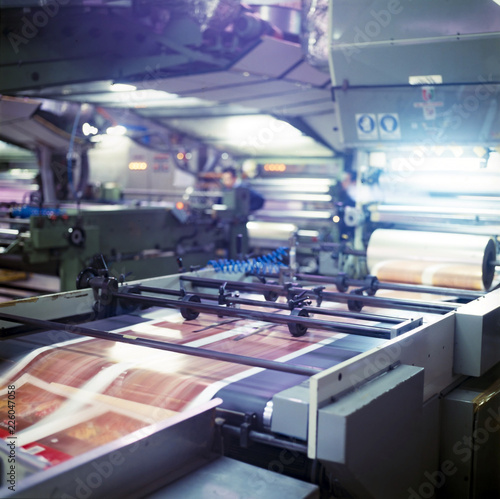 Schilderij op canvas printing industry, detail of printing machine