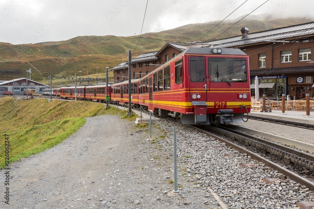 Train à Kleine Scheidegg