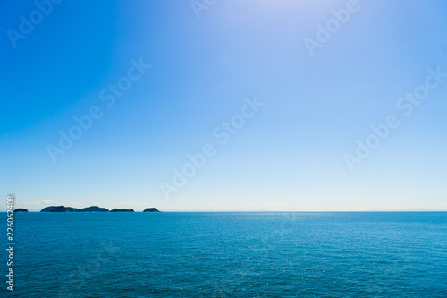 海の水平線 © vito
