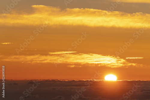 Morgen über dem Wolkenmeer