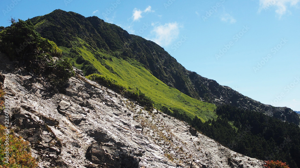 Obraz premium Mountain sky view