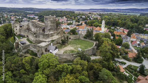 Bolków panorama na zamek i miasto z lotu ptaka