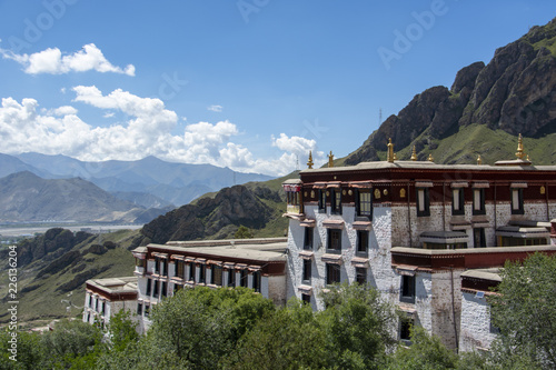 drepung monastery lhasa tibet