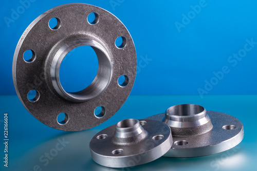 Obraz na płótnie Weld-neck flanges, set of steel welding fittings. w salonie