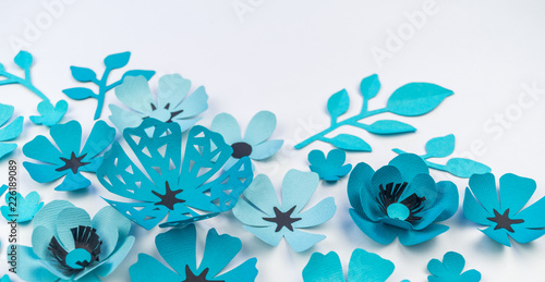 Fototapeta Kwiat i liść niebieskiego koloru z papieru
