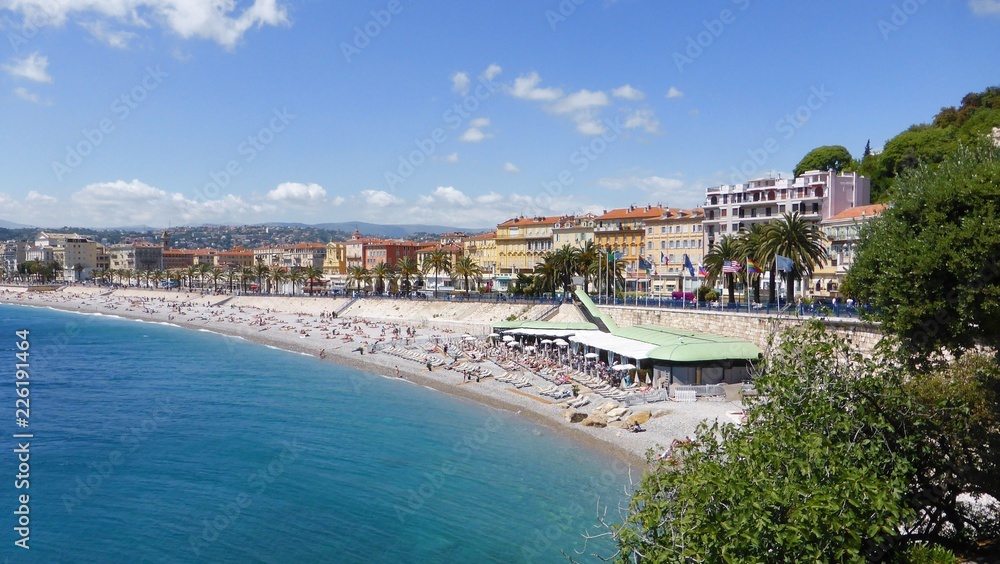 Ville de Nice, panorama sur la promenade des Anglais et la baie des Anges (France)