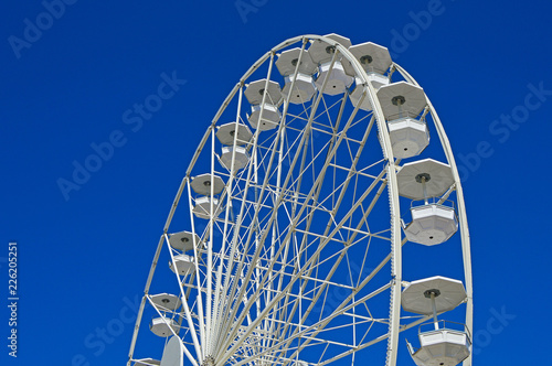 Large white wheel near the port in Antibes © Rostyslav