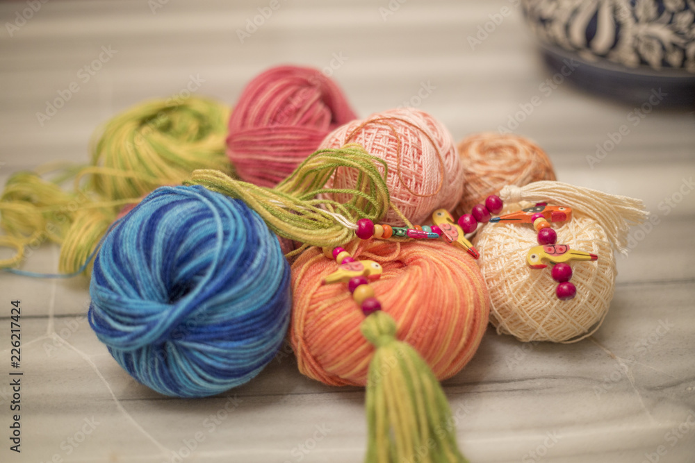 Wool yarn (Fashion design material)