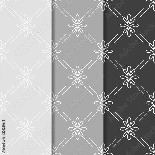 abstract floral seamless pattern with flowers, netting and leaves