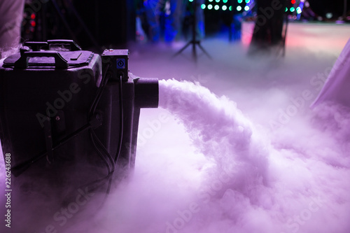 Dry ice low fog machine with hands on for wedding first dance in restaurants