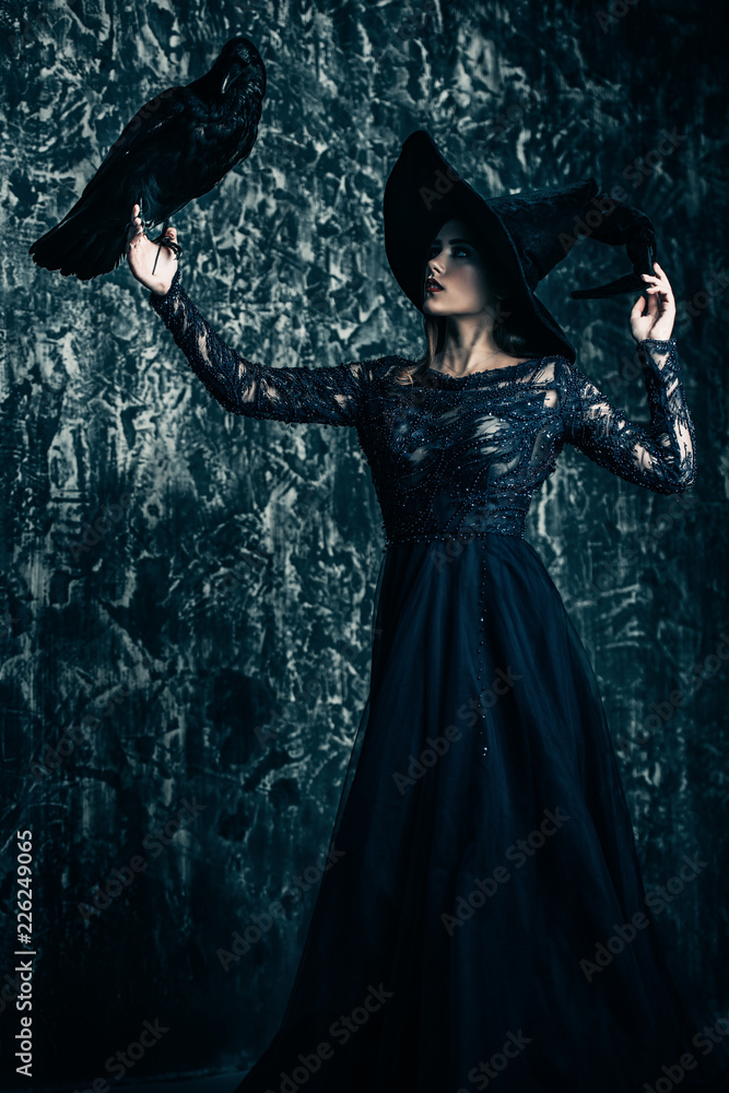 Fototapeta premium beautiful lady at halloween