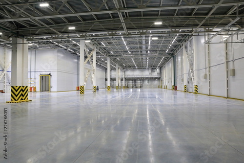 The process of construction and launch of a large logistics center, its internal filling and finishing, the process of formation of the external territory and arrangement of warehouse and office space