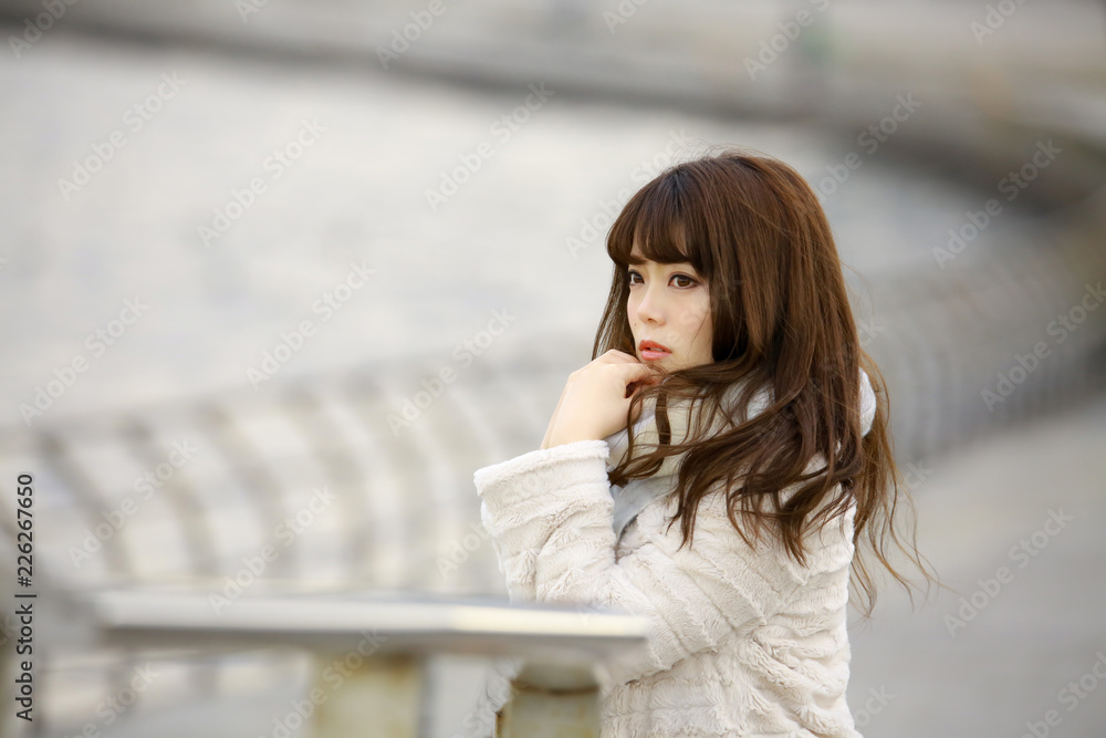 女性ポートレート 女性ポートレート