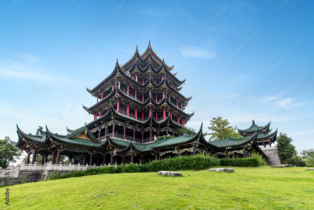 hong en Temple, Chinese classical attic on the grass