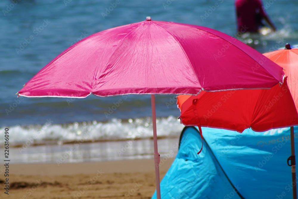 Sonnenschirm an einem Strand