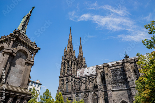 Cathédrale Notre-Dame-de-l'Assomption à Clermont-Ferrand
