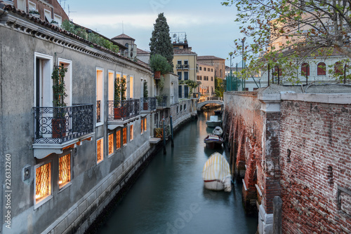 Kanal in Venedig; Italien; Abendstimmung