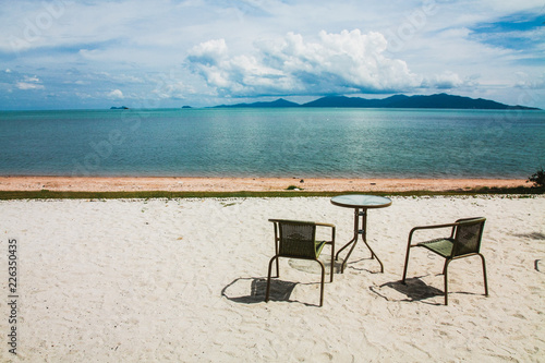  Samui Beach in Thailand © Theerasak