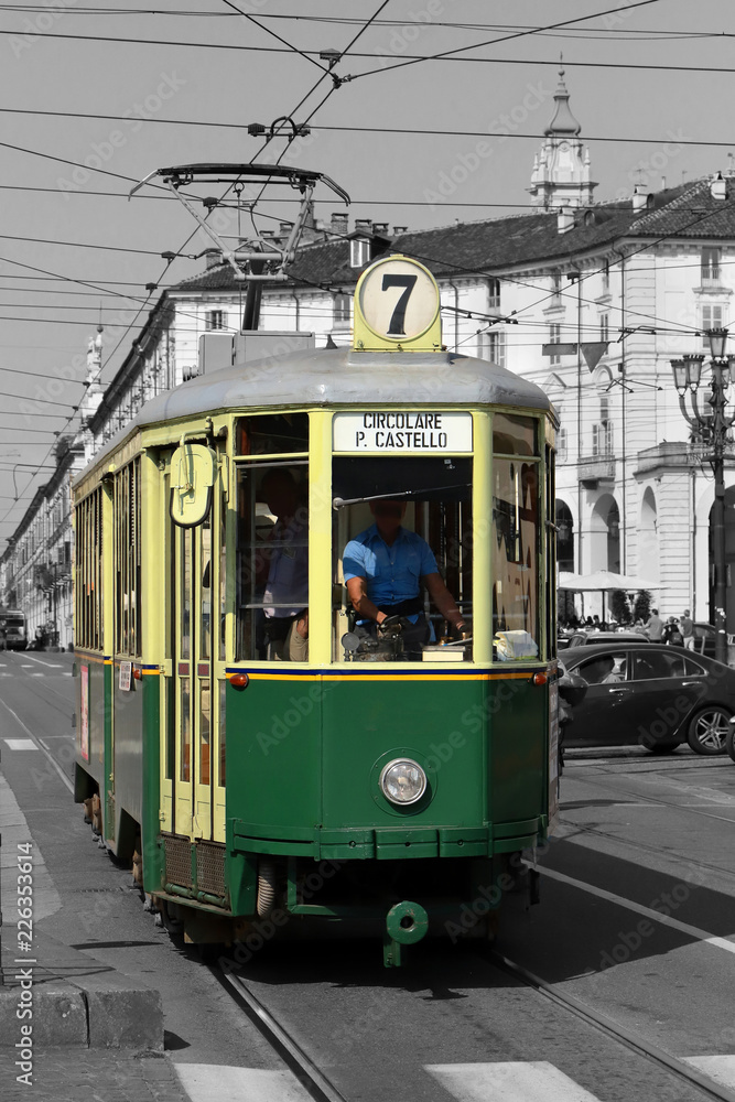 Naklejka premium tram a torino in italia, streetcar in turin in italy