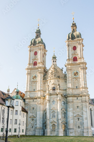 St. Gallen, Stiftskirche, Kathedrale, Stadt, Altstadt, Stiftsbezirk, Stiftsbibliothek, Stadtrundgang, Altstadthäuser, Ostschweiz, Winter, Schweiz