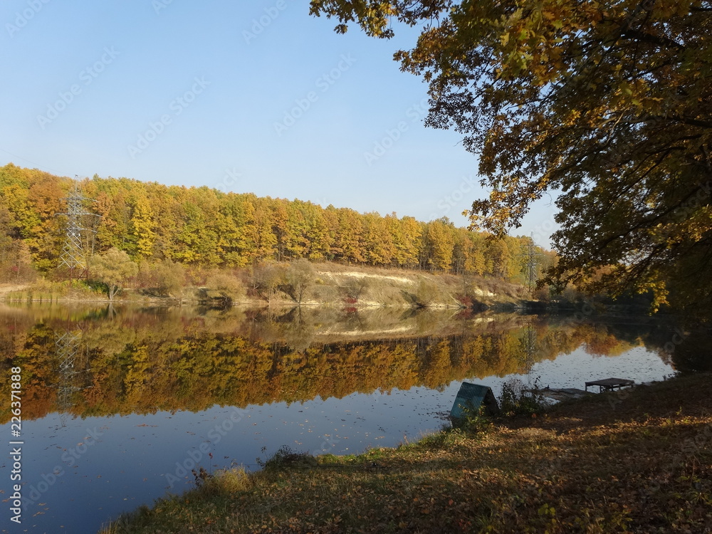 Fototapeta premium lake in autumn