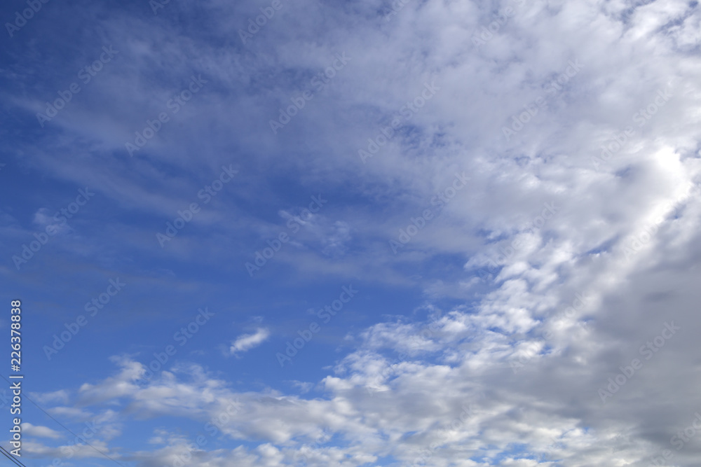 Obraz premium Beautiful blue sky