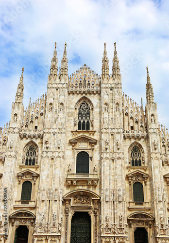 the cathedral of Milan Italy - famous italian architecture landmarks 