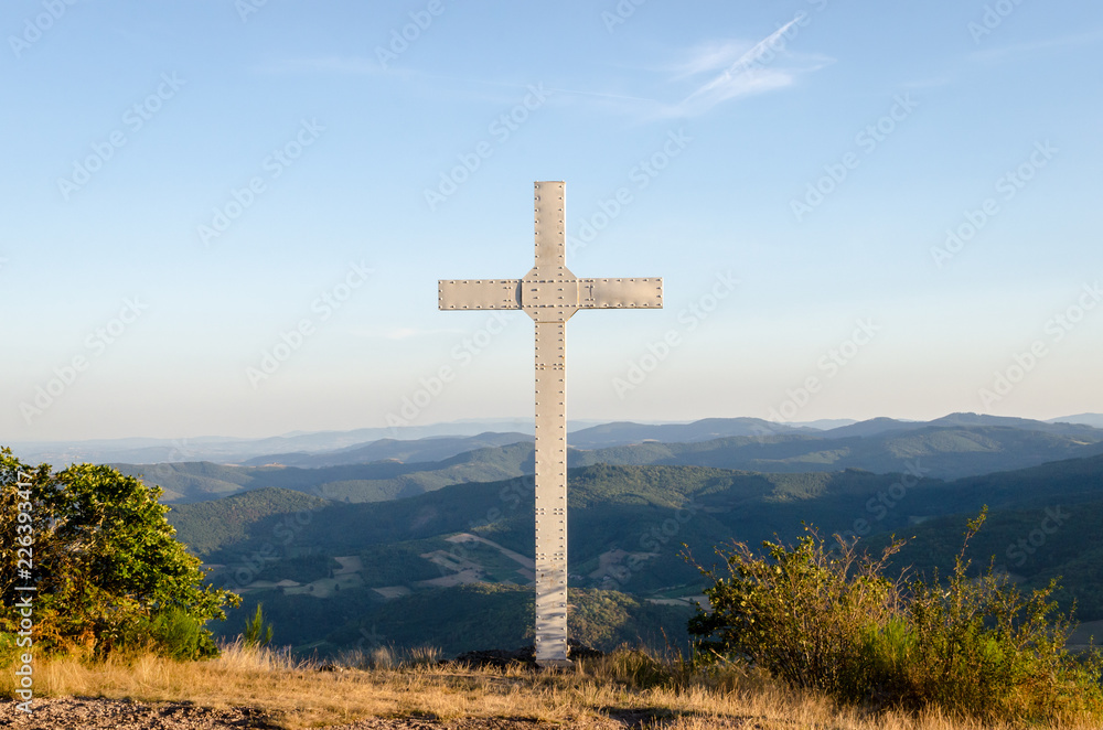 The cross of Rochefort The cross of Rochefort