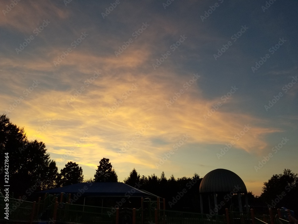 Obraz premium sunset at the park