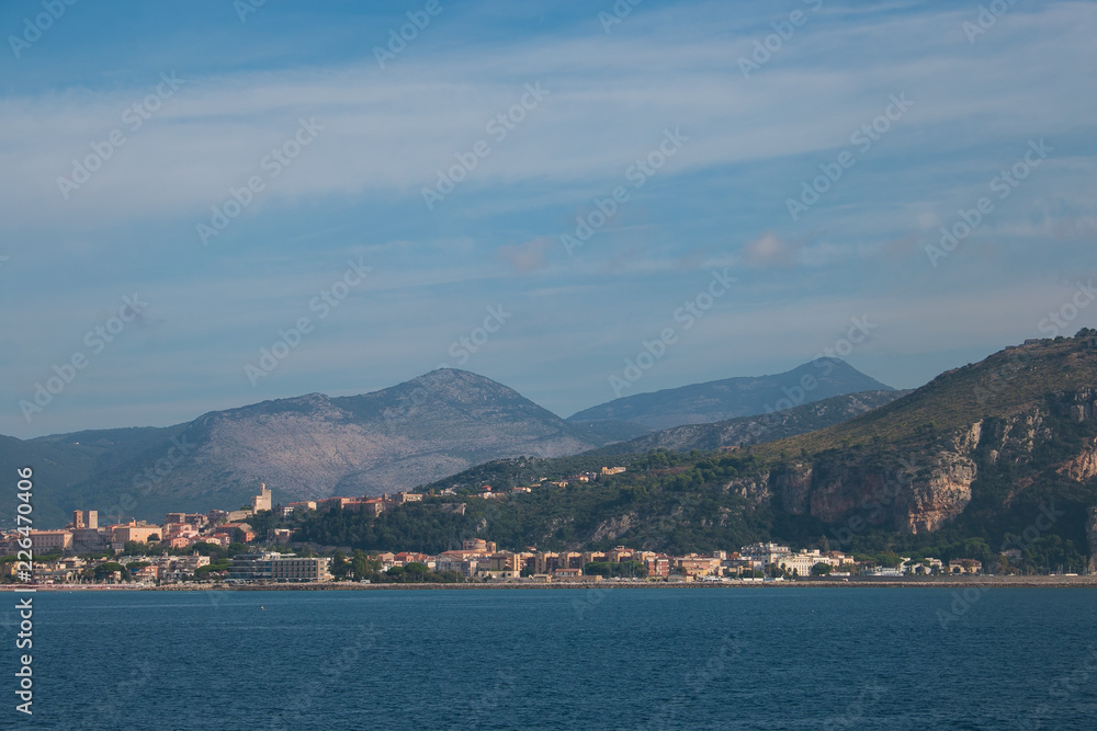 Veduta panoramica di Terracina vista dal mare Veduta panoramica di Terracina vista dal mare