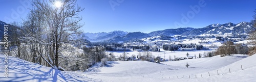 Wallpaper Mural tief verschneite Landschaft bei Fischen im Allgäu Torontodigital.ca