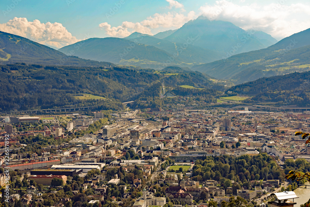 Innsbruck aus der Luft